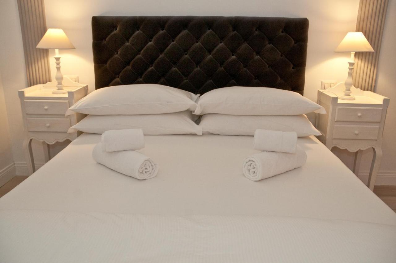 B&B La Finestra Sul Colosseo Rome Exterior photo